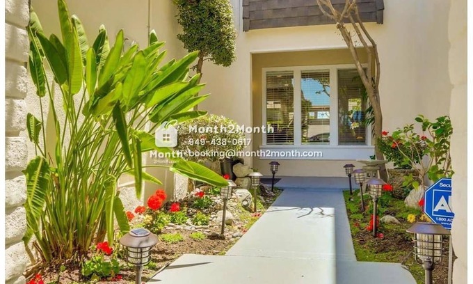 University Park Casa | Park View Villa #6915