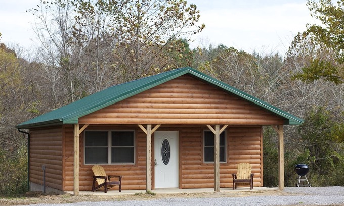 Equality Cabina | 2 BR Hot Tub Cabin- Closest Cabins to Garden of the Gods-Shawnee National Forest