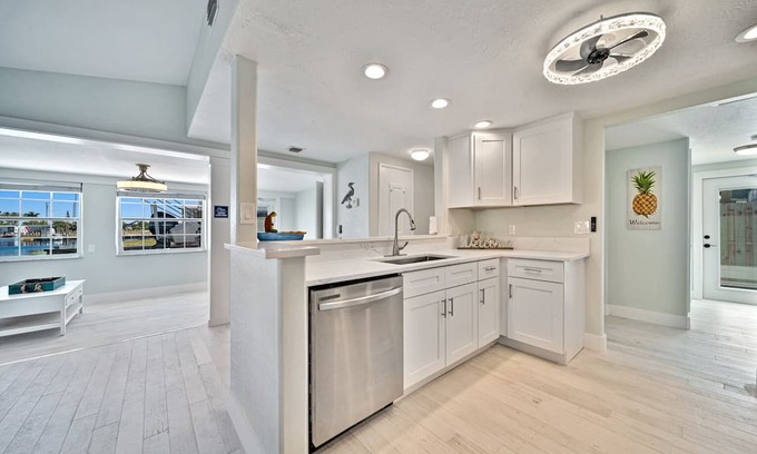 Matlacha Casa | Blue Lagoon: Weekly Bookings Available in Charming Matlacha, FL community!