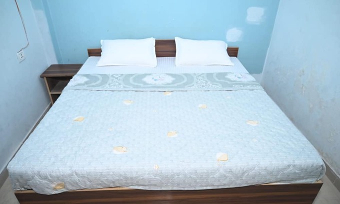 Sarnath Hotel | Goroomgo Mahamaya Guest House Varanasi