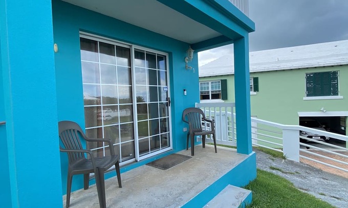 Crawl Hill Apartamento | Lovely 1 bedroom, 1 bath Apartment close to Airport