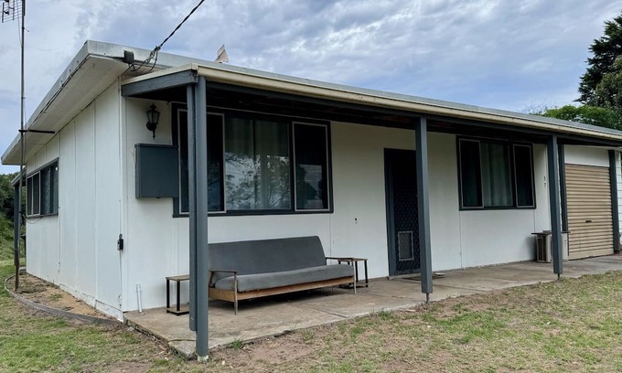 Venus Bay Cabaña | The Shack - cute cottage by the coast