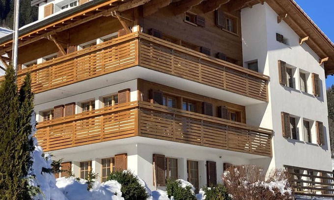 Adelboden Apartamento | Apartment Huus Horbütze in Adelboden - 4 persons, 2 bedrooms