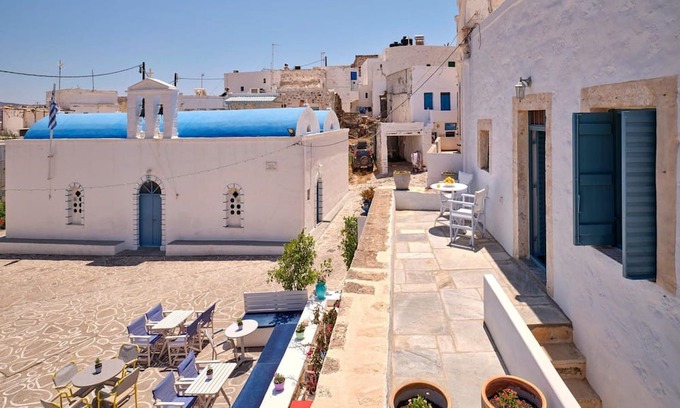 Psathi Villa | ISholidays -Adults Only- Kimolos Kambos House