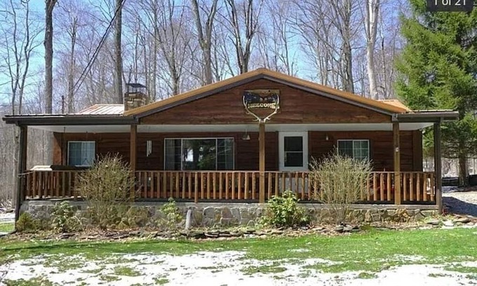 Rockwood Cabina | Cozy cabin is just 10 minutes from slopes and state parks!