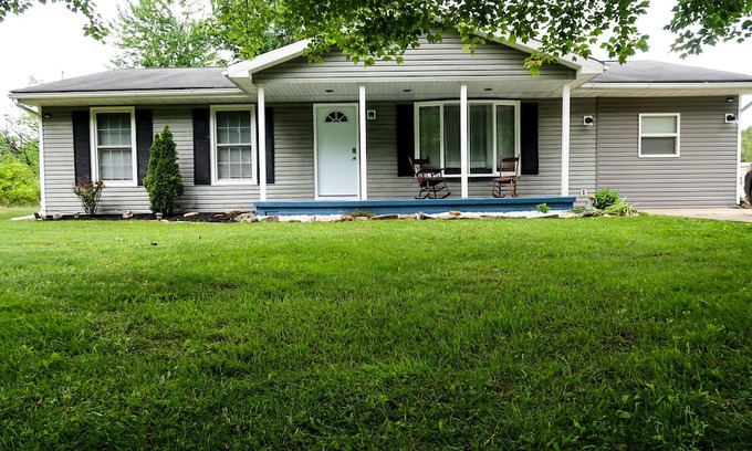 Chillicothe Casa | Relaxing County Home 2 Bedroom, 2 Bathroom