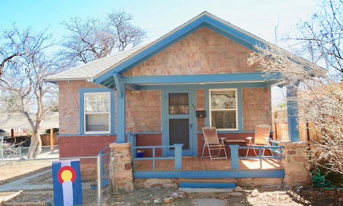 Lower Chautauqua Cabaña | Location location location. Chautauqua Park/CU University/University Hills