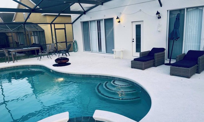 Marbella Casa | MD558CL - 5 bedrooms - 3 baths - Stunning 5 Bedroom Home in Marbella