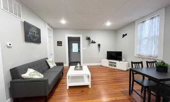 Franklin Casa | Spacious Home in Downtown Franklin