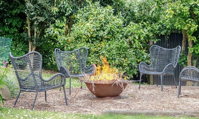 Red Hill Casa | Arcady House - Tucked Among The Trees