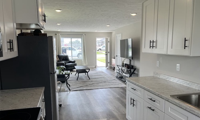 Fremont Casa | 2 bed, 1 office near Splash Station, Lakes, and Midland University