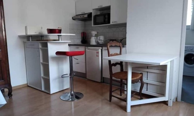 Uriage-les-Bains Apartamento | Studio Tout Confort 25 m2 au Centre D'uriage