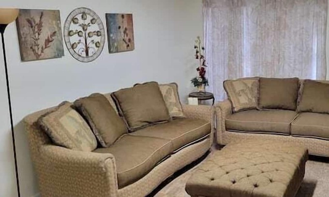 Harris Apartamento | 2 Bedroom 764405 by Houzlet