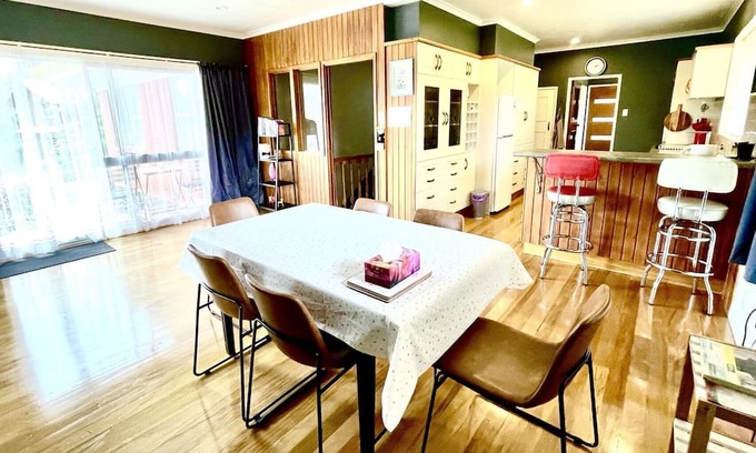 Springfield Casa | 7mins to the supermarket, tidy&lovely home like yours in Springfield
