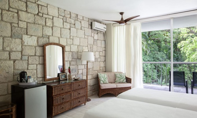 Port Antonio Casa | Great House Standard Room, Frenchman's Cove Resort