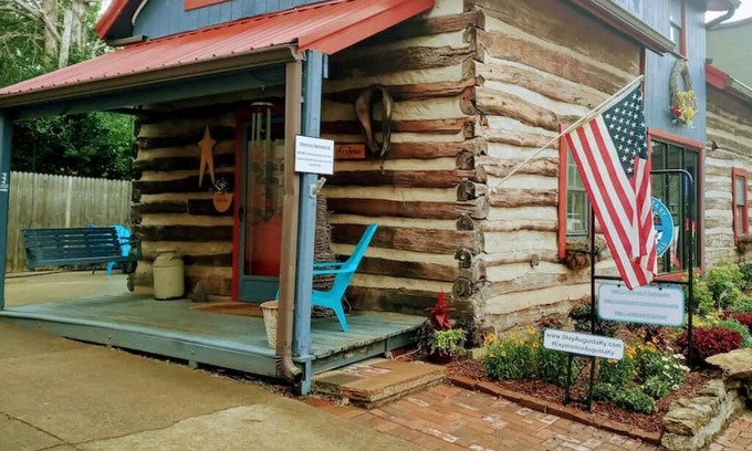 Maysville Cabina | Del's Cabin - Lazy Getaways