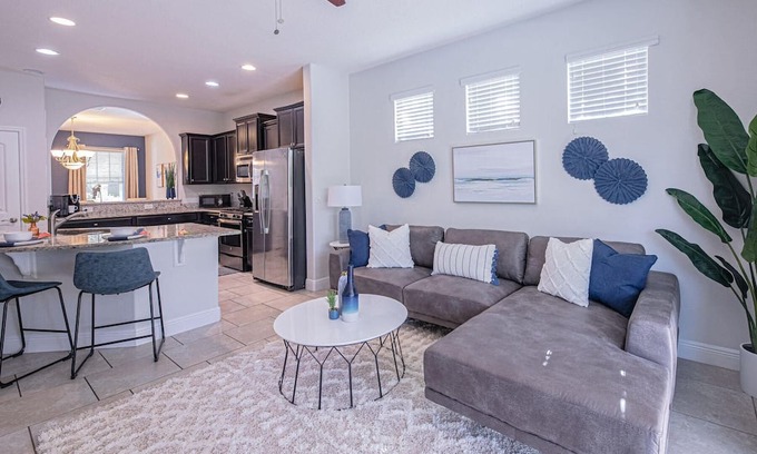 Briargrove Villa | Solterra Resort 5 Bed 4.5 Baths #5165d