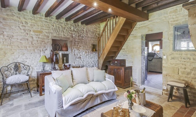 Talon Casa | Farmhouse in Talon with Scenic Views