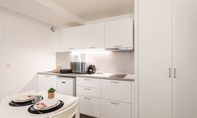 Etampes Apartamento | Le Carnot Garden 1 bed