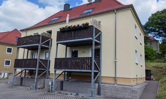 Ebersbach Apartamento | Ferienwohnung Ebersbach - Holiday apartment with balcony