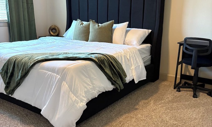 Northeast Houston Apartamento | Chic 1-bedroom apartment with fitness room and AC in vibrant Houston