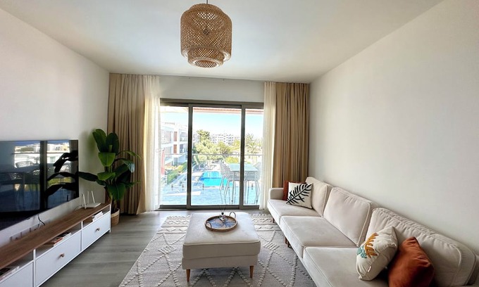 Karavas Condominio | Bohemian penthouse in Girne Alsancak, close to Merit hotels