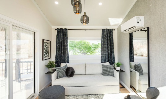 Greenport West Cabaña | North Fork Cottages & RV Resort