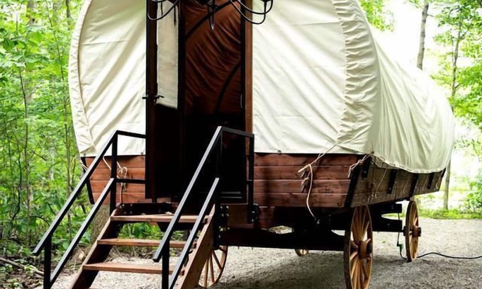 Houston Casa | Luxury Conestoga Wagon, Perfect for a Weekend Glamping Escape from Dayton, Ohio