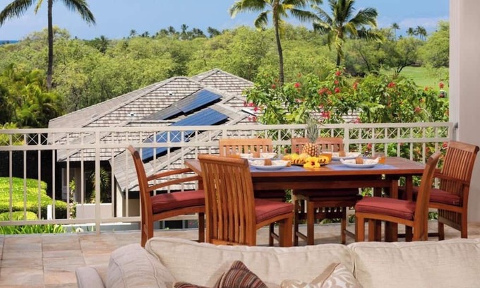 Kamuela Casa | New Owners! 3-Bedroom Home with Sunset Views! Beach Club/Pool/Fitness Center