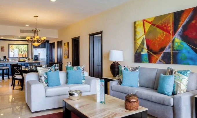 Zona sur Hotel | Spacious 2-Bedroom Luxury Suite with Wraparound Terrace & Jacuzzi