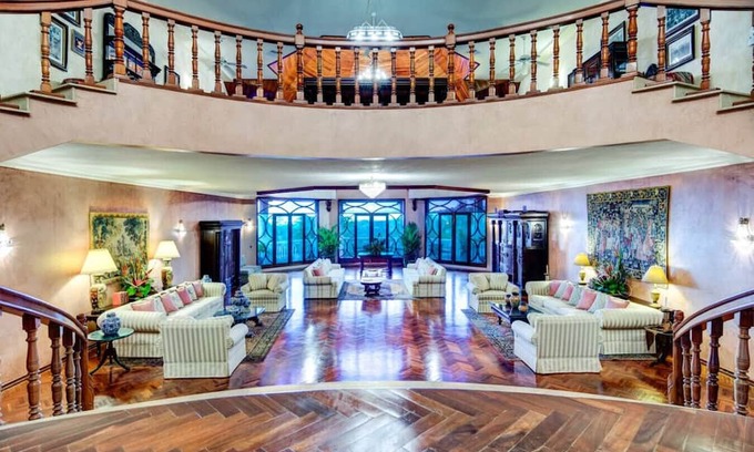 Esparza Casa | The Castle Home Esparza Costa Rica