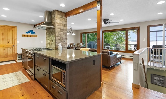 Duluth Casa | Spirit Lake Retreat | Month to Month Rental