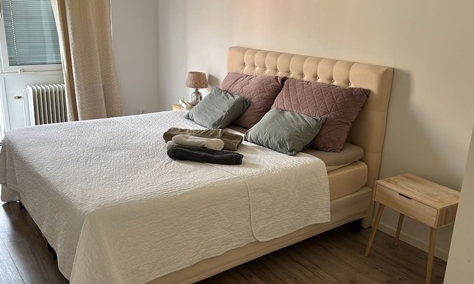 Eslov Apartamento | Central Eslöv Stay – Everything Nearby, 15 min to Lund, 20 min to Malmö