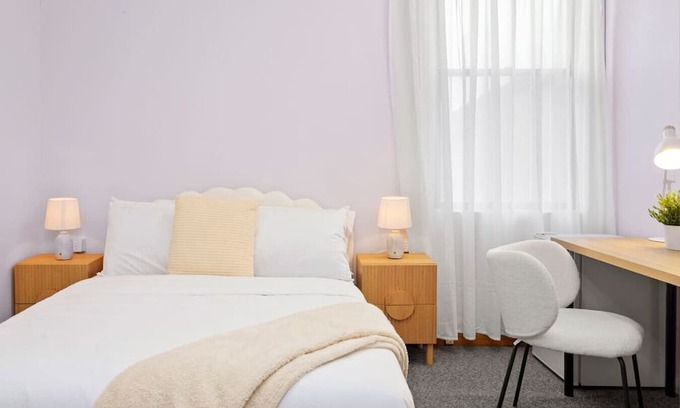 Marrickville Apartamento | Illawarra Loft | Double Bed, Restaurants, Cafes