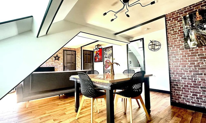 Sully-sur-Loire Apartamento | The industrial apartment on the banks of the Loire