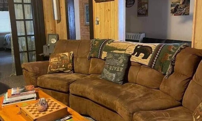 Meadow Bridge Casa | Riverfront Cabin - Steps Away from the New River