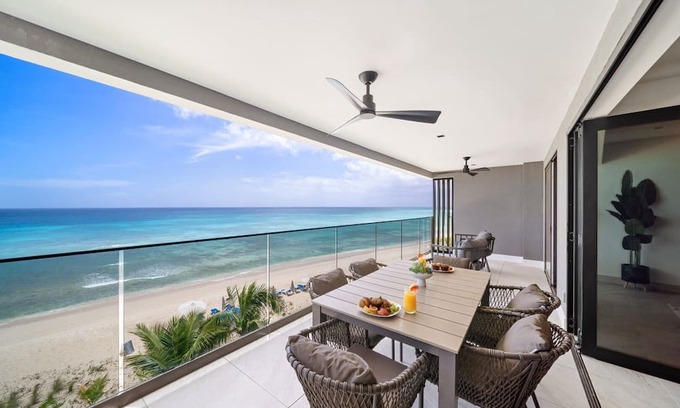 Brighton Villa | Allure 402 Summary: L