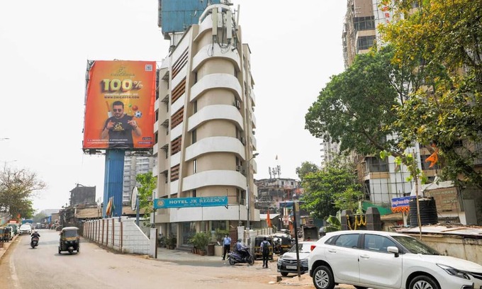 Jogeshwari East Hotel | Hotel JK Regency with 26 Rooms & a Conference Hall with 50 to 80 pax capacity.