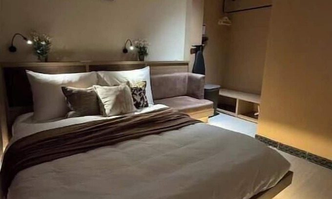 Van Mieu Apartamento | Studio w BigBalcony Niceview Free Laudry-Gym-Coffe