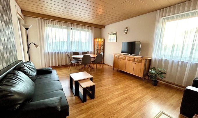 Ottweiler Apartamento | Quiet and cozy vacation apartment in Ottweiler with a view