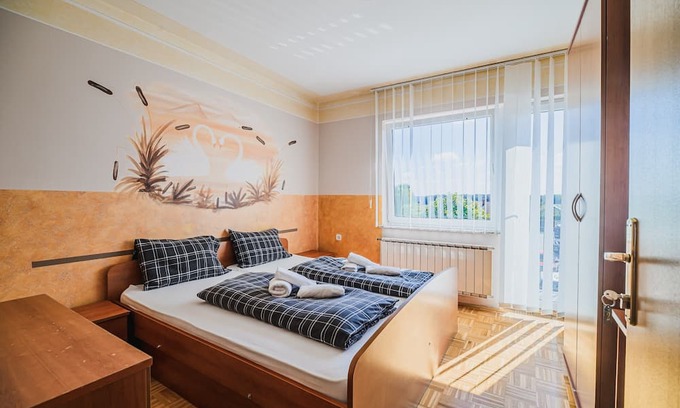 Trnovska Casa | Double Room with Balcony at Siva Čaplja