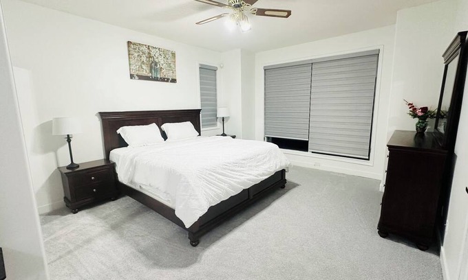 Chestermere Casa | Delightful ground level basement with AC in charming Chestermere