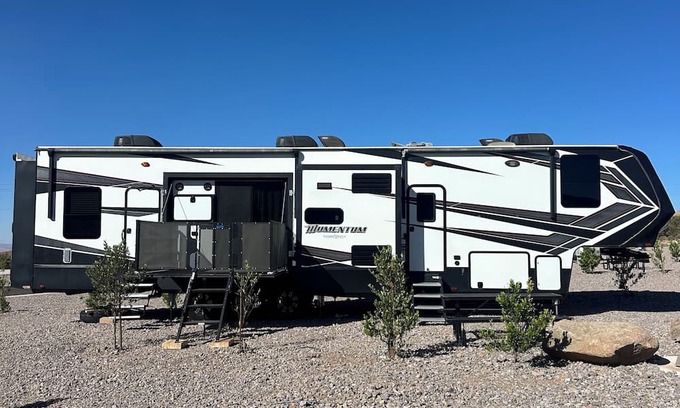 Toquerville Casa | Luxury RV Camper Southern UTAH!