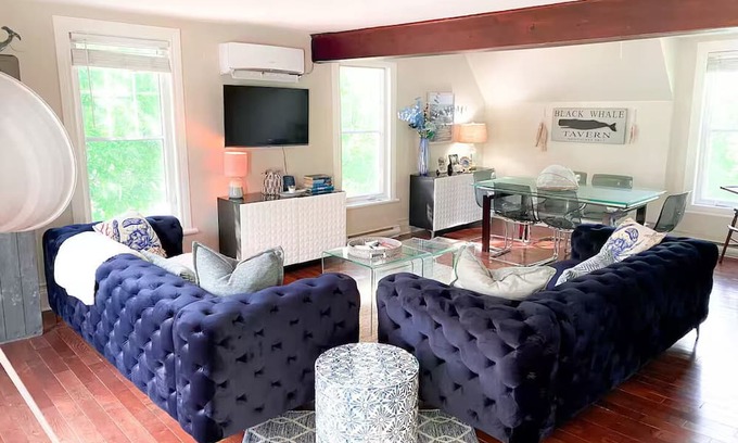 Hudson Casa | Hudson: Nantucket getaway between beach and nature