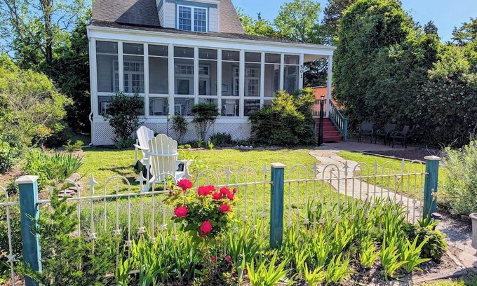 Cape May Point Casa | Pristine, Cozy, 4 bedroom Beach Cottage with a 40 foot screened in front porch!