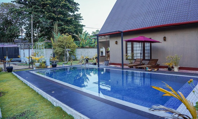 Galle Complejo | Superb 4-bedroom resort in Galle