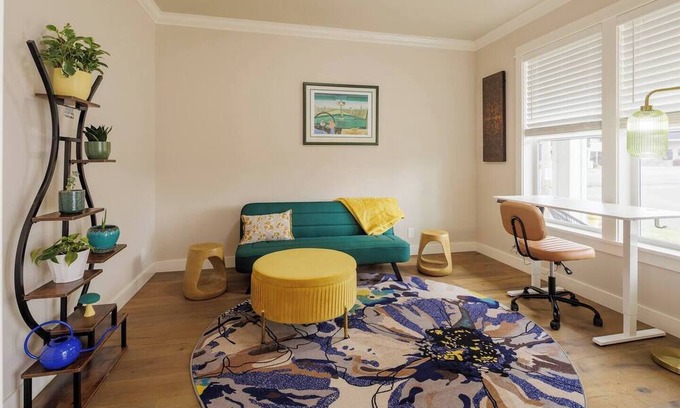 West Eugene Apartamento | The PNW Premiere: Close to UO and Autzen stadium