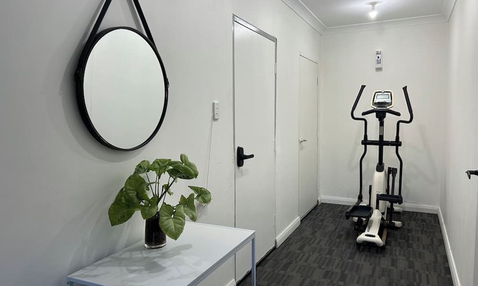 Tascott Condominio | Relax or work all is good.