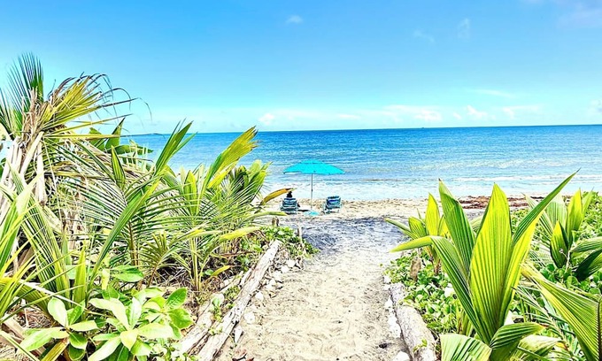 Maunabo Casa | Stay Local at Your Beachfront Casa in Paradise