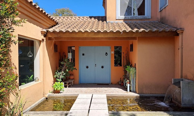 Manuel Alberti Casa | House in gated community. Pilar. Month of January